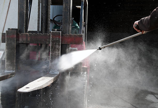 Best Garage Pressure Washing  in Yoakum, TX